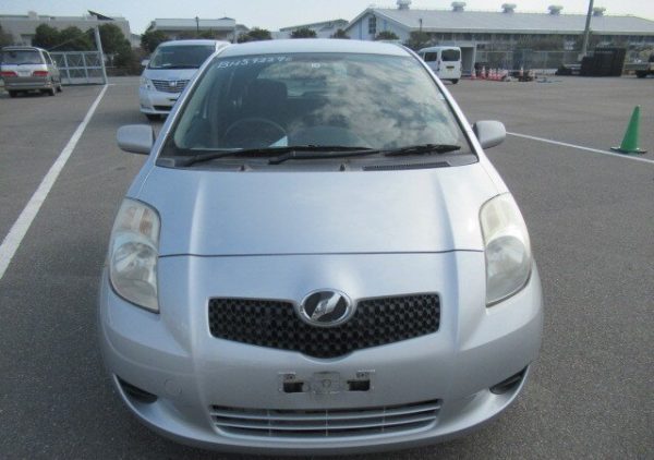 2006 TOYOTA VITZ F RHD