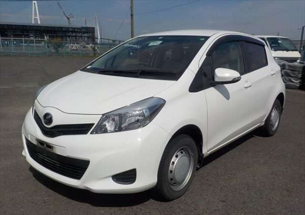 2014 TOYOTA VITZ F RHD