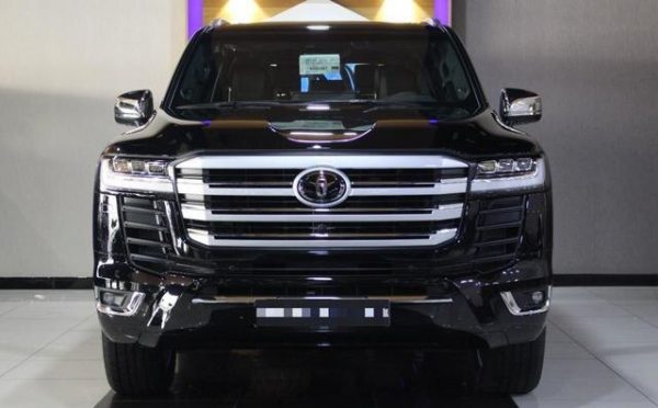 2021 TOYOTA LAND CRUISER VXR TWIN TURBO LHD