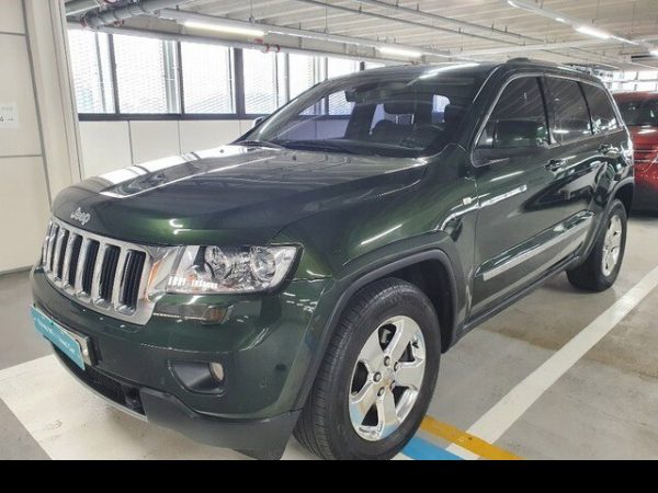 Buy 2011 JEEP CHEROKEE 4WD LHD